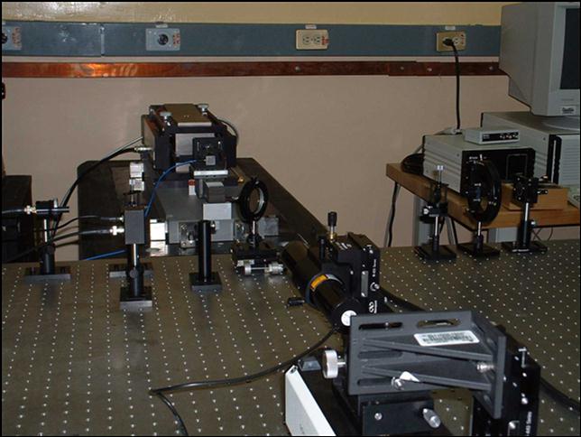 Sistema para la calibración de transductores de vibración por interferometría láser 