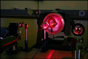 Sistema para la calibración de transductores de vibración por interferometría láser 